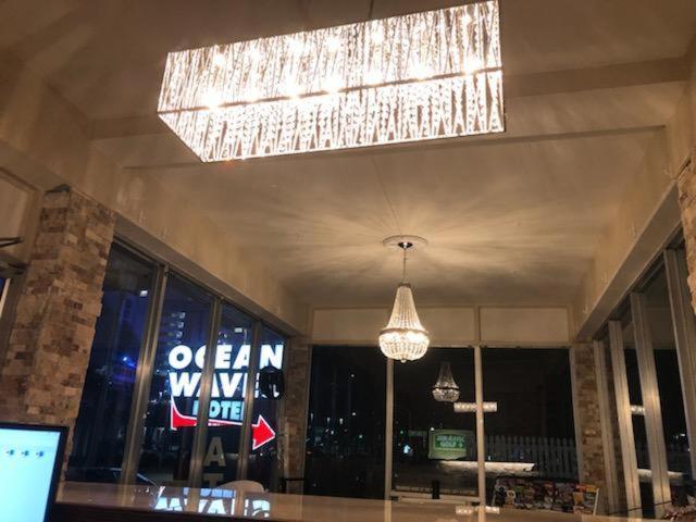 מירטל ביץ' Ocean Waves Hotel מראה חיצוני תמונה